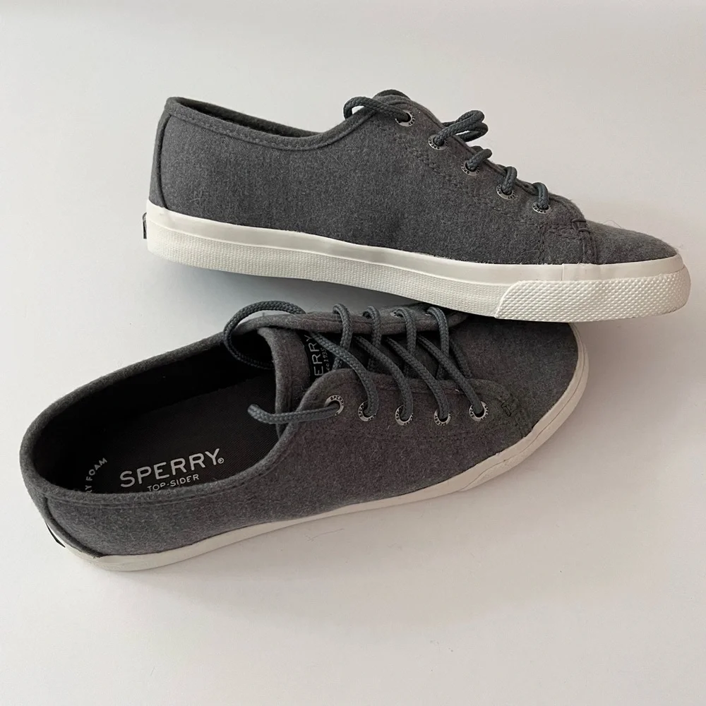 Sperry speedy top